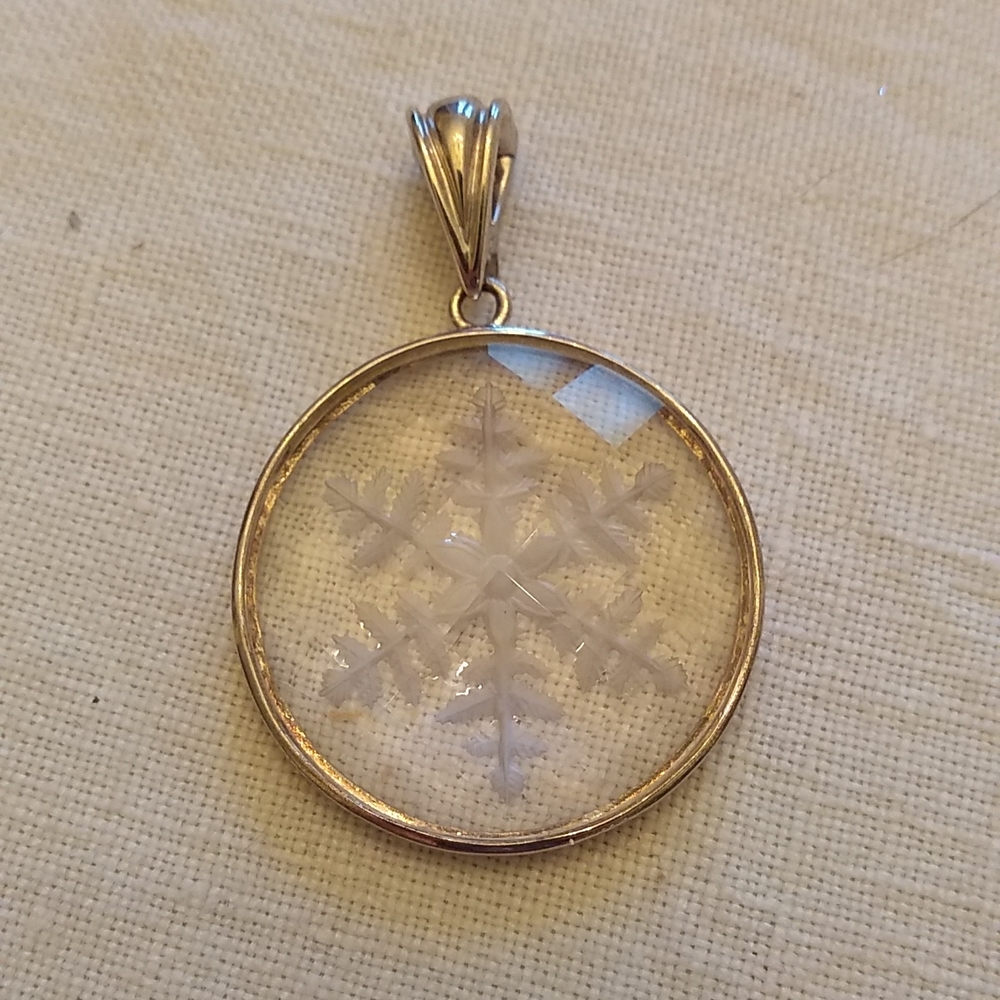Crystal Snowflake  Pendant in Sterling